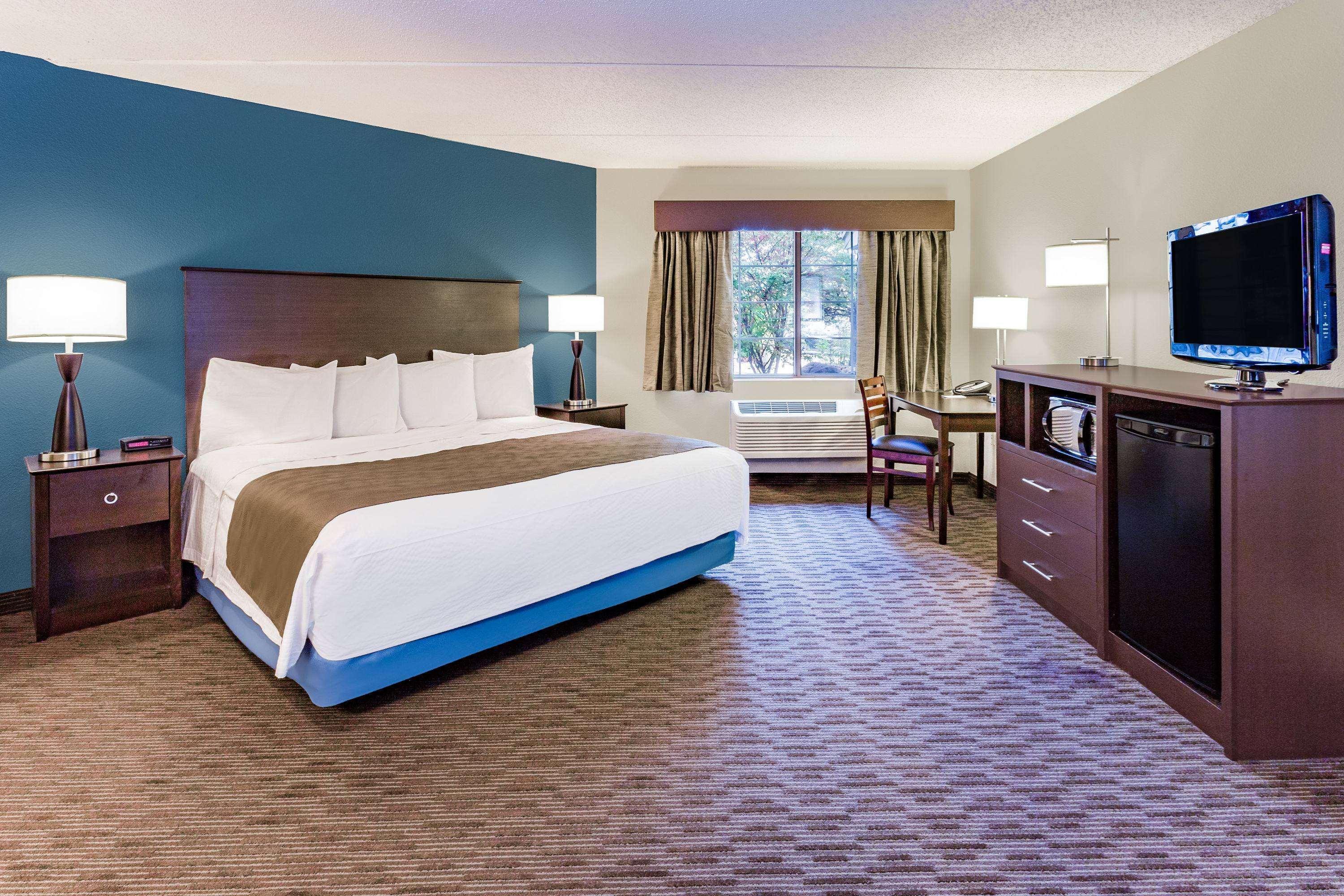 Americinn By Wyndham Hotel And Suites Long Lake Exterior photo